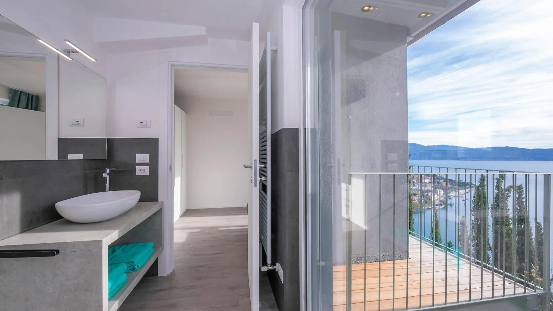 Appartamento Rustichel Fantastic Lake View - Happy Rentals Toscolano-Maderno