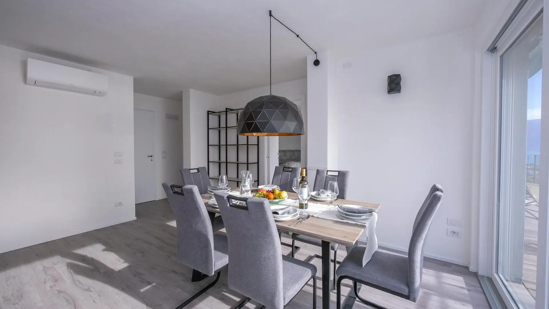 Appartamento Rustichel Fantastic Lake View - Happy Rentals Toscolano-Maderno