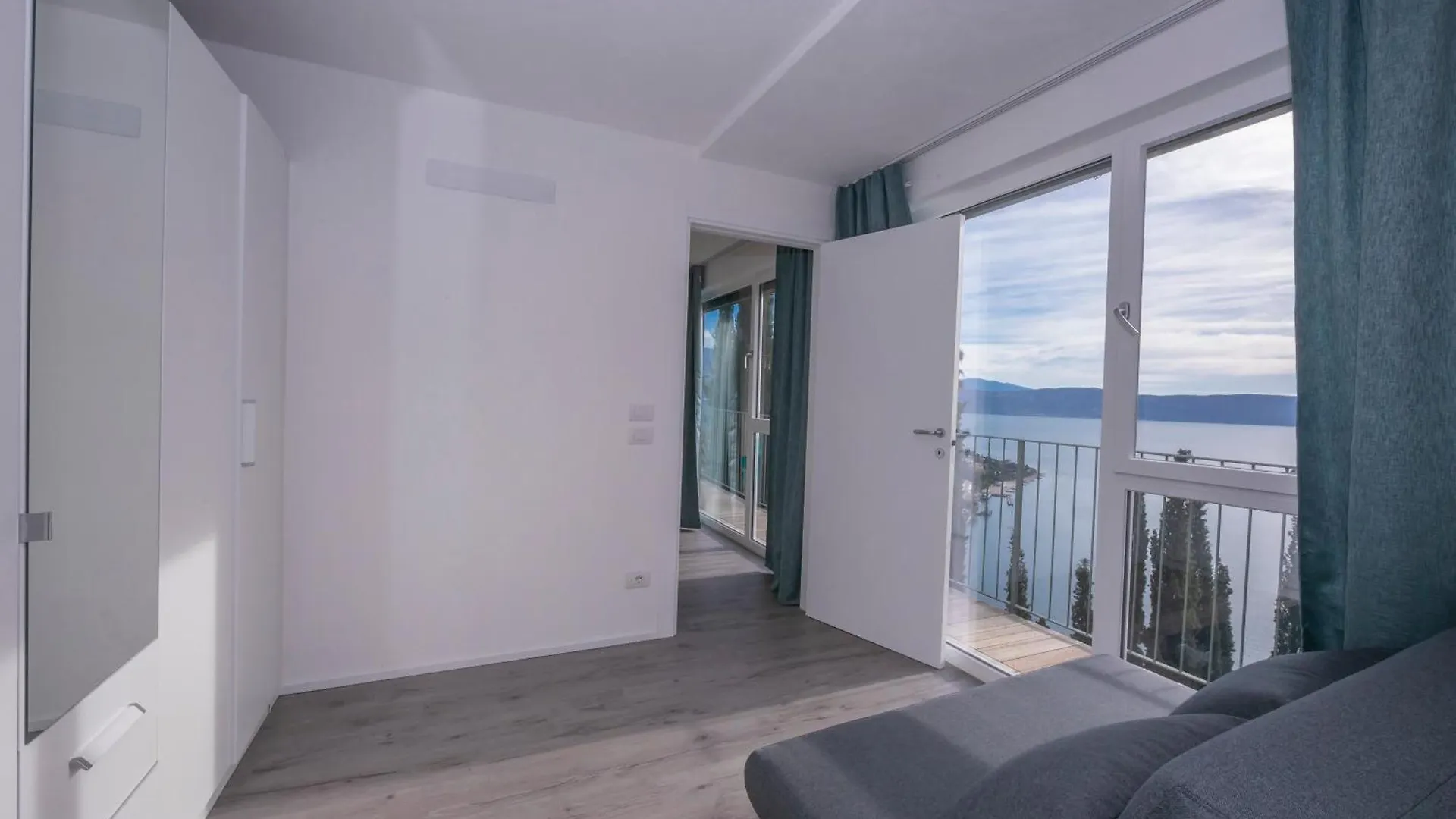 Rustichel Fantastic Lake View - Happy Rentals トスコラーノ・マデルノ