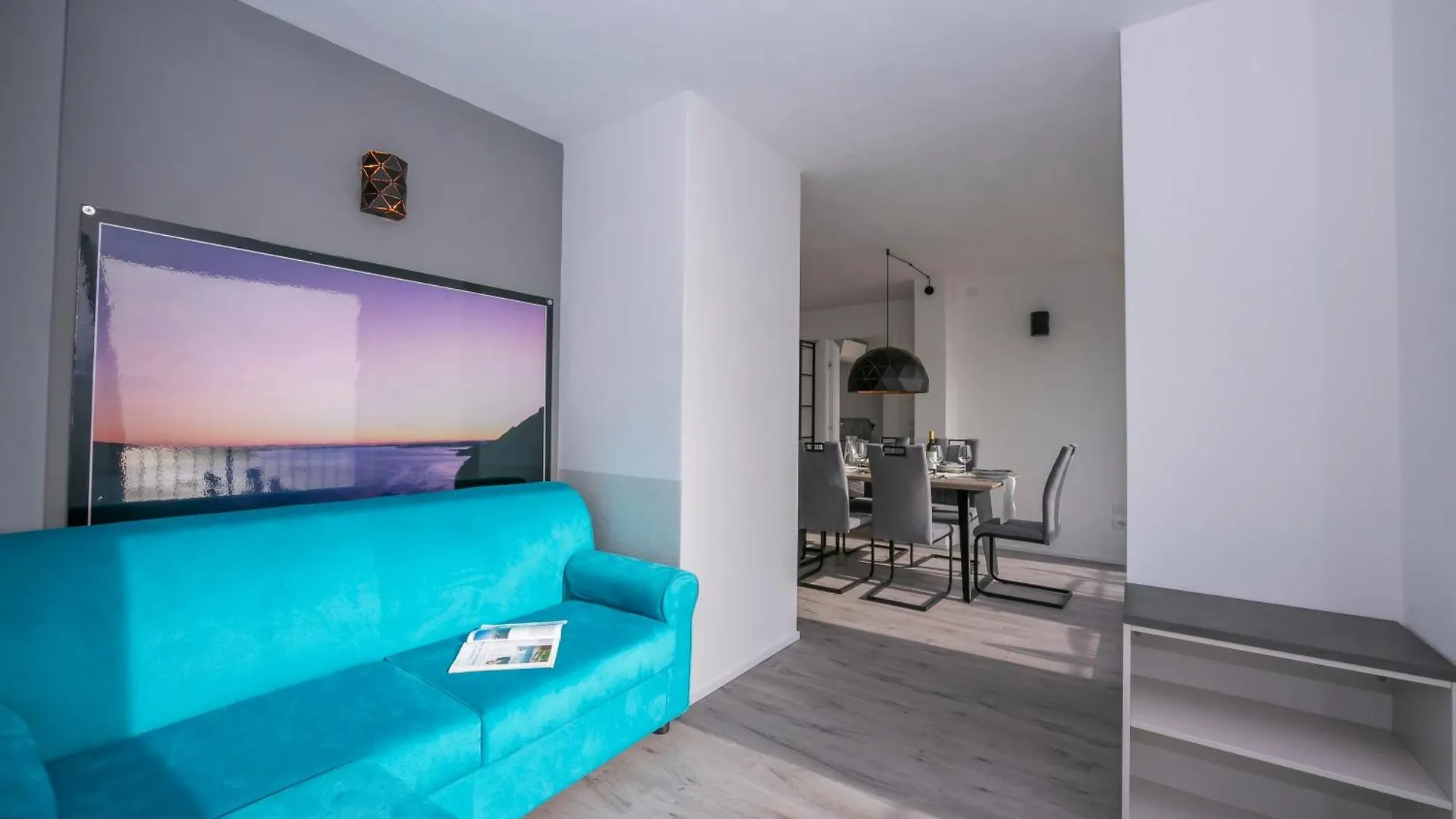Rustichel Fantastic Lake View - Happy Rentals Тосколано-Мадерно 0*,  Италия